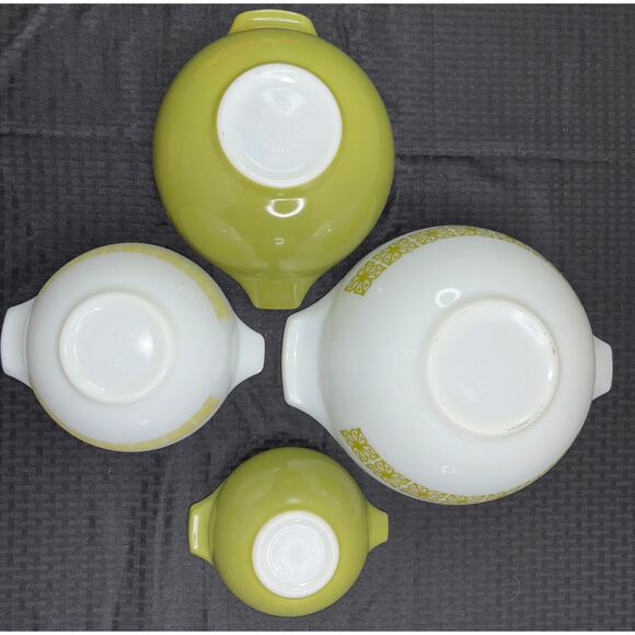 Pyrex Verde Cinderella Full Set of Four Bowls - Picture 2 of 9